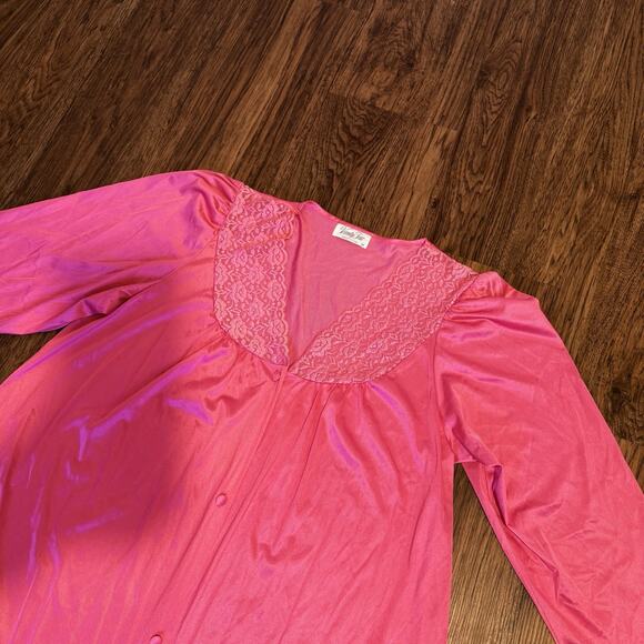 Vintage Vanity Fair Womens Hot Pink Button Up Night Gown/ Robe Size M Nylon USA - Picture 9 of 12